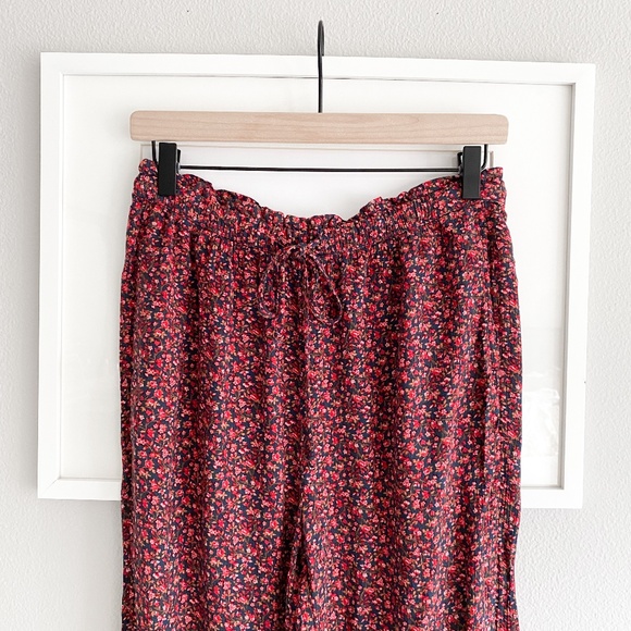 American Eagle Floral Flowy Drawstring Pants - Picture 7 of 10